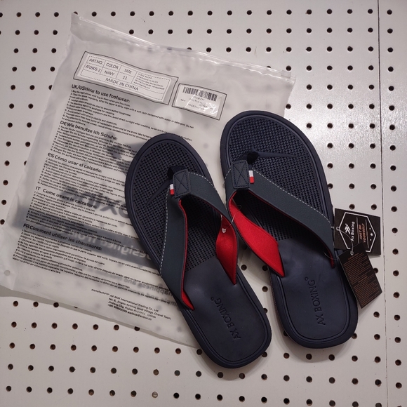 AX Boxing Flip Flops, NWT, Size 11 - Picture 1 of 6